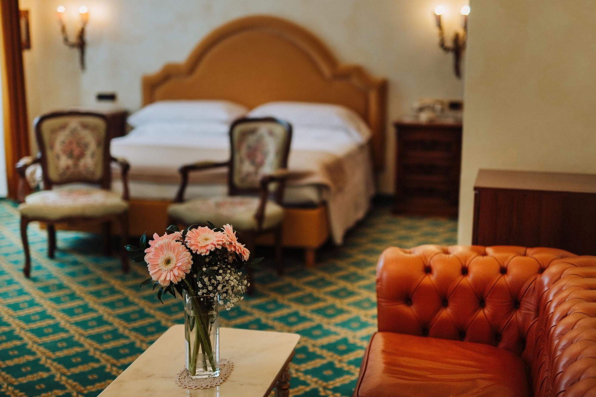 Grand Hotel Excelsior Chianciano Terme Esterno foto