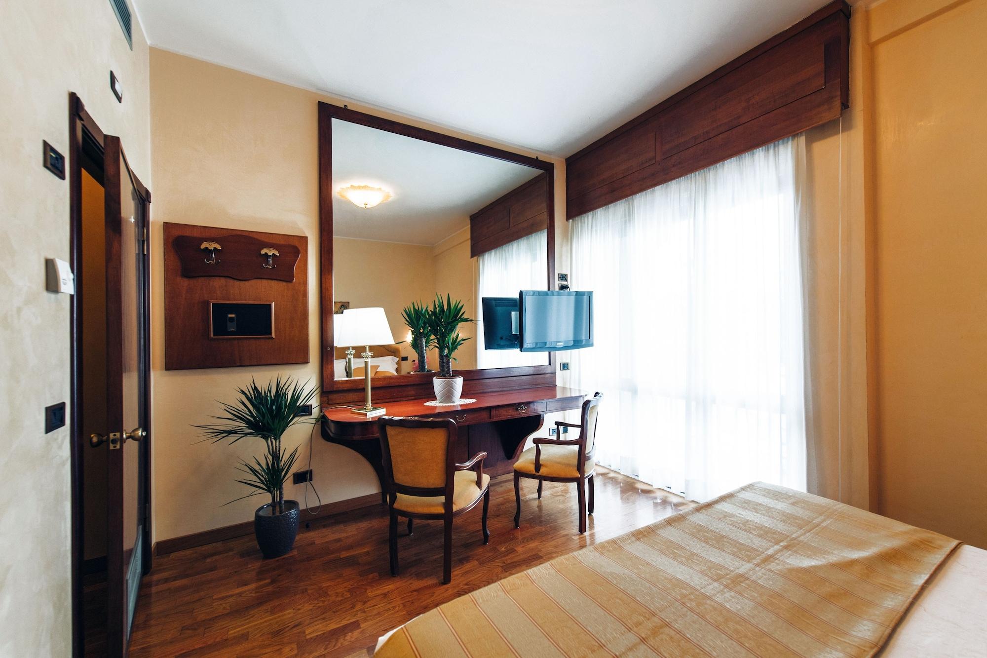 Grand Hotel Excelsior Chianciano Terme Esterno foto