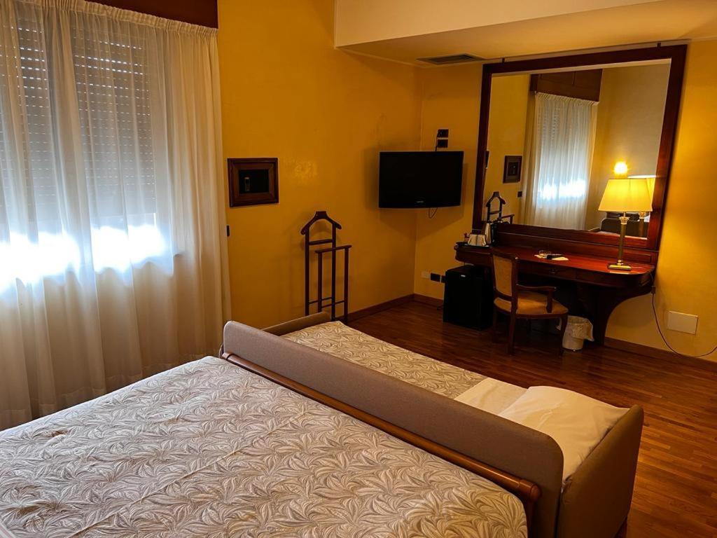 Grand Hotel Excelsior Chianciano Terme Esterno foto