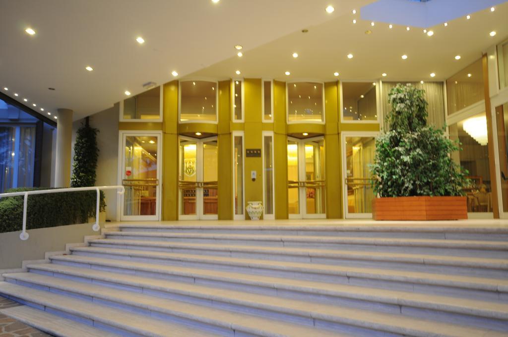 Grand Hotel Excelsior Chianciano Terme Esterno foto